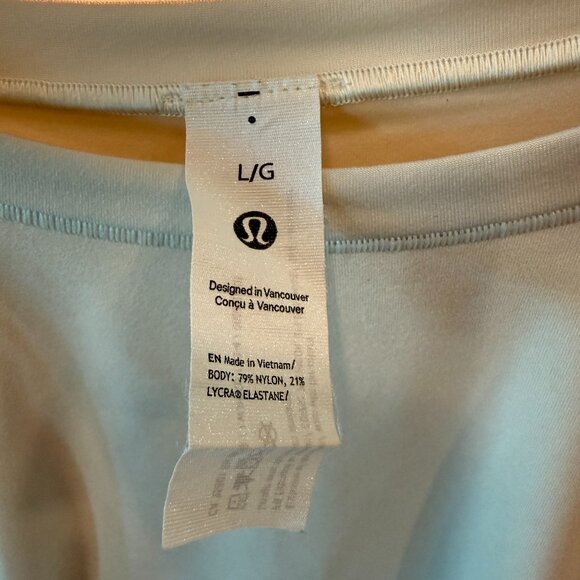 NWOT Wundermost Nulu Crewnect Cropped T shirt  size L - Picture 3 of 4